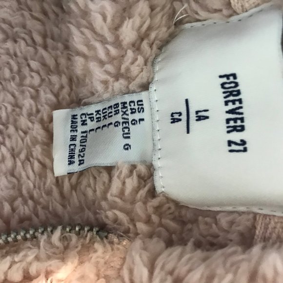 Furry Jacket - Picture 3 of 4